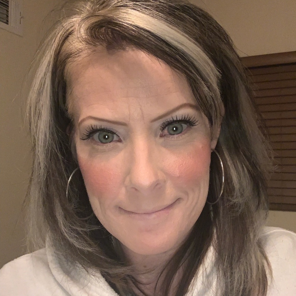 Meet your Posher, Joannie